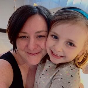 Meet your Posher, Adrienne